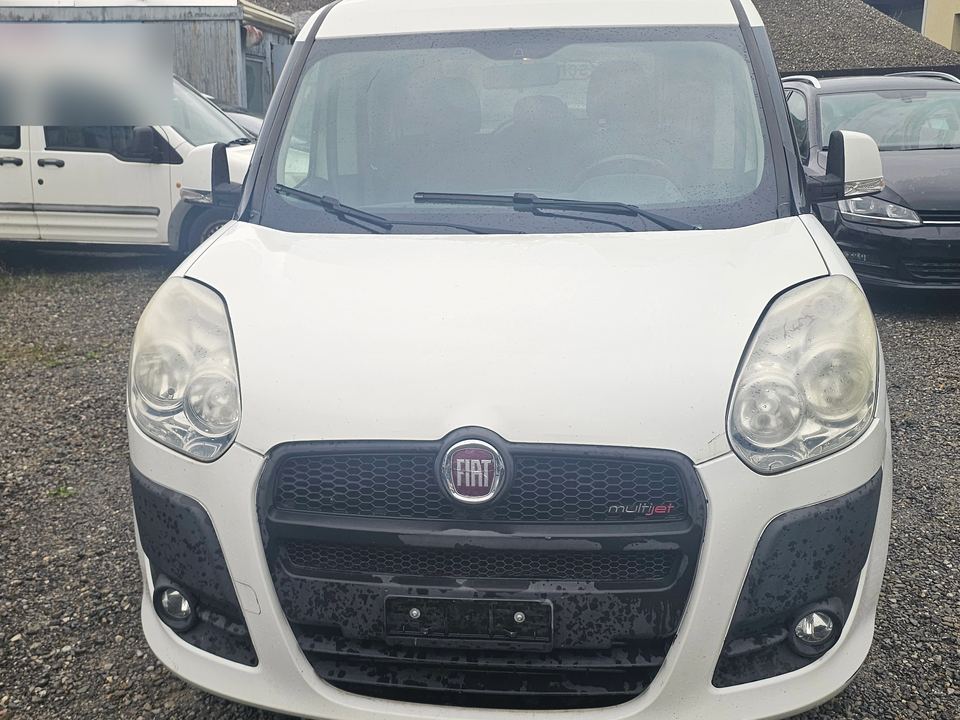 Fiat Doblò auf unserem Platz in Malters